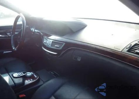 2007 Mercedes-Benz S550 4Matic from USA, damaged, VIN WDDNG86X97A094751